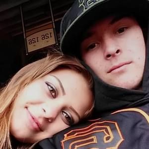 Meet your Posher, Brady